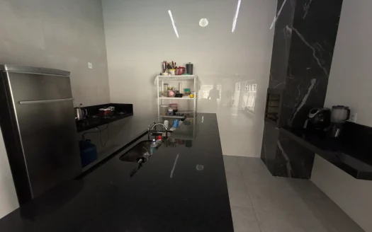 Sobrado com 4 Quartos