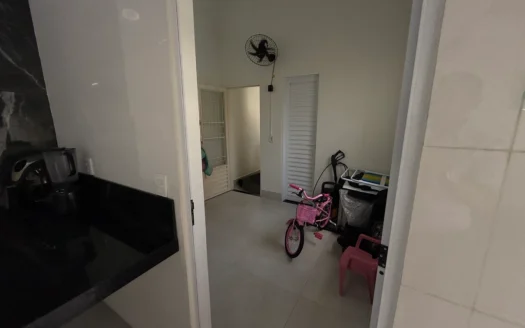 Sobrado com 4 Quartos