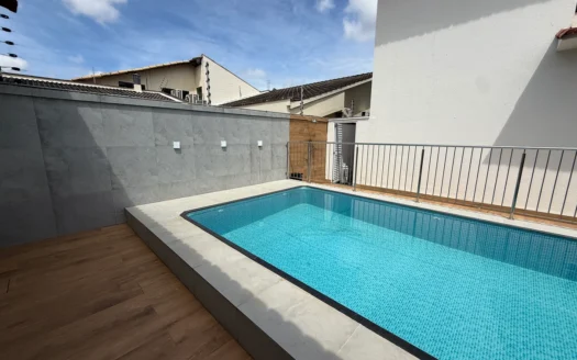 Sobrado com 4 Quartos