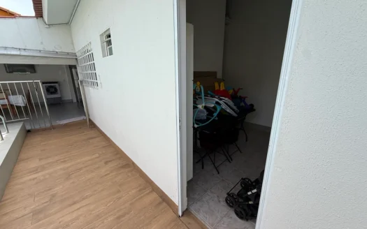 Sobrado com 4 Quartos