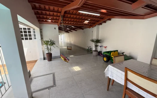 Sobrado com 4 Quartos