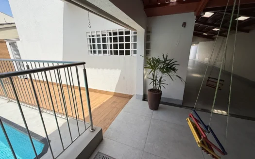 Sobrado com 4 Quartos