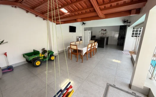 Sobrado com 4 Quartos