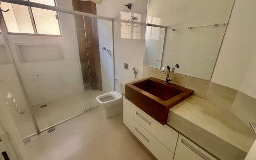 Casa de 3 Quartos no Centro