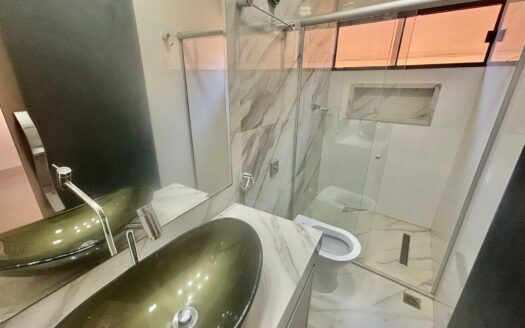 Casa de 3 Quartos no Centro