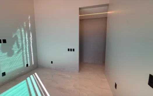 Casa com 3 Suítes Plenas