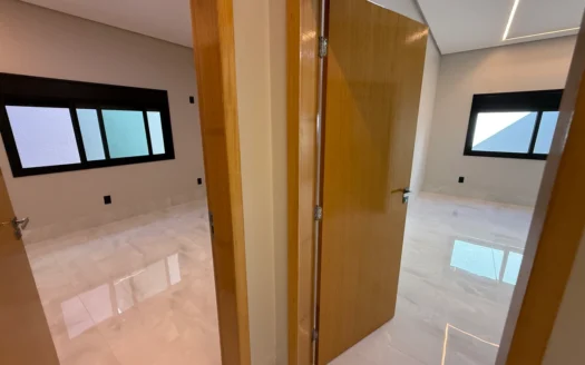 Casa com 3 Suítes Plenas