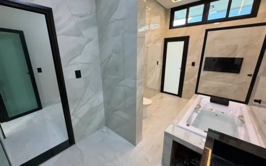 Casa com 3 Suítes Plenas