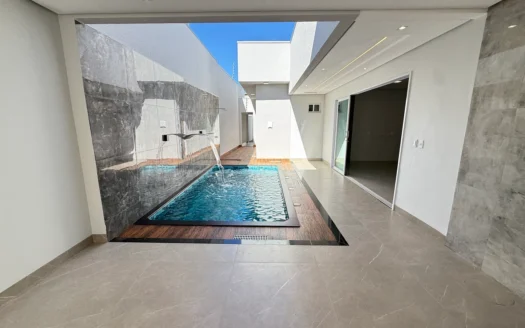 Casa com 3 Suítes + Escritório