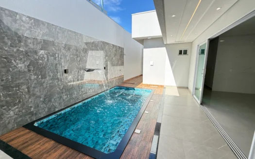 Casa com 3 Suítes + Escritório