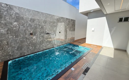 Casa com 3 Suítes + Escritório