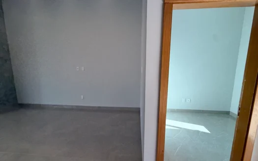 Casa com 3 Suítes + Escritório