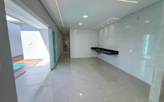 Casa com 3 Suítes + Escritório