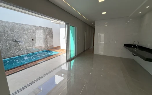 Casa com 3 Suítes + Escritório