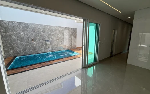 Casa com 3 Suítes + Escritório