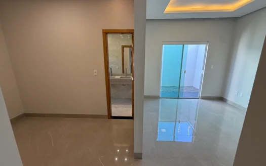 Casa com 3 Suítes + Escritório