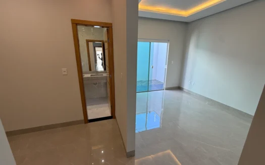 Casa com 3 Suítes + Escritório