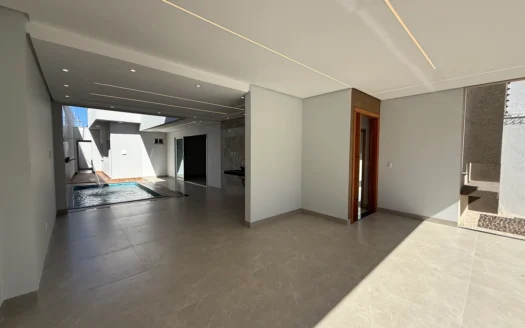 Casa com 3 Suítes + Escritório