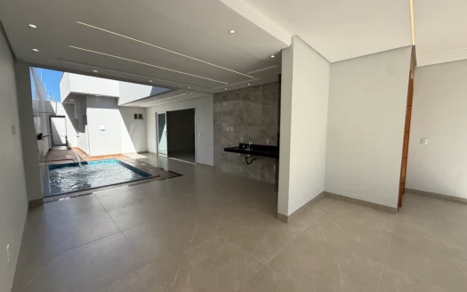 Casa com 3 Suítes + Escritório