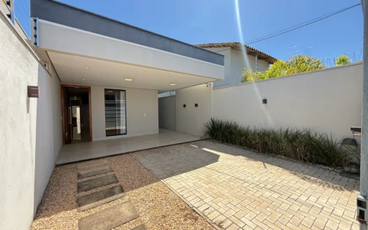 Casa com 3 Quartos 505 Sul