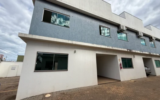 Apartamento com 3 Quartos