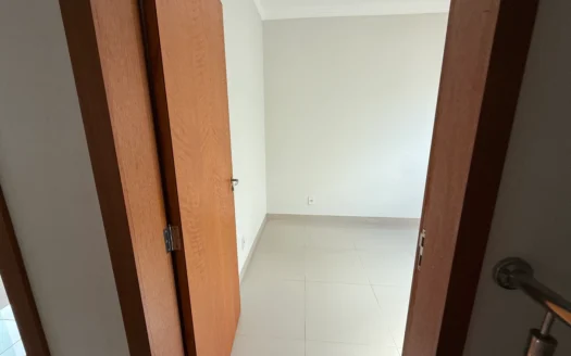 Apartamento com 3 Quartos