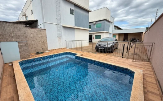 Apartamento com 3 Quartos