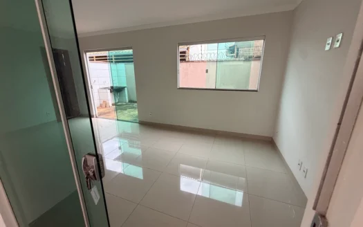 Apartamento com 3 Quartos