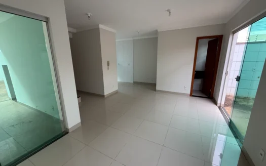 Apartamento com 3 Quartos