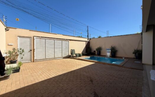 Casa com 4 Quartos