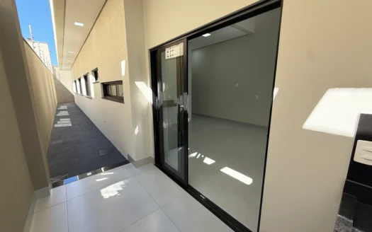 Casa Nova de 3 Quartos