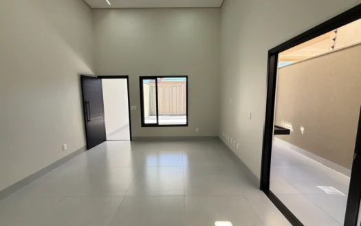 Casa Nova de 3 Quartos