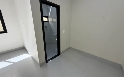 Casa Nova de 3 Quartos