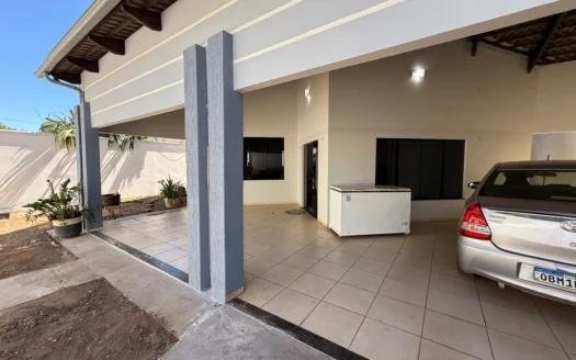 Casa com 3 Quartos e Escritório