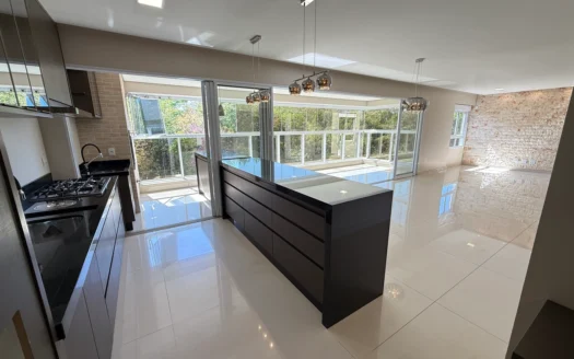 Apartamento com 3 Suítes