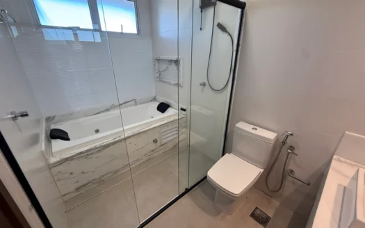 Apartamento com 3 Suítes