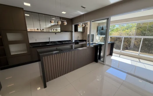 Apartamento com 3 Suítes