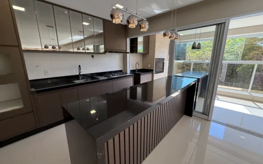 Apartamento com 3 Suítes