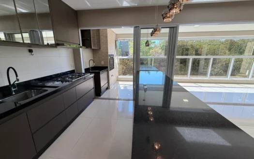 Apartamento com 3 Suítes