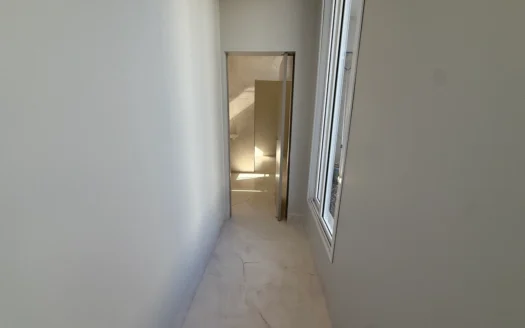 Casa 4 Suítes e Energia Solar