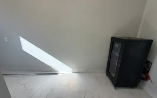 Casa 4 Suítes e Energia Solar