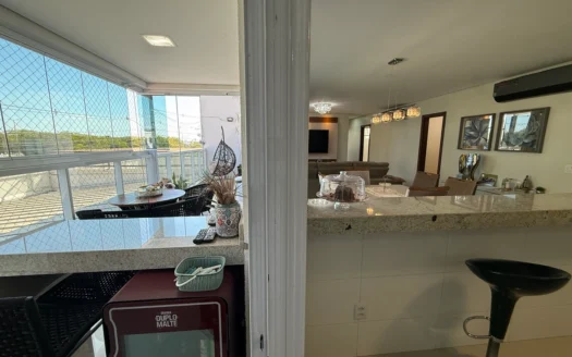 Apartamento de 3 Suítes no Centro