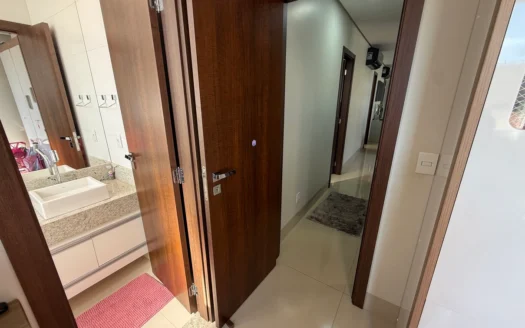 Apartamento de 3 Suítes no Centro