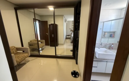 Apartamento de 3 Suítes no Centro