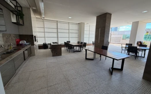 Apartamento de 3 Suítes no Centro