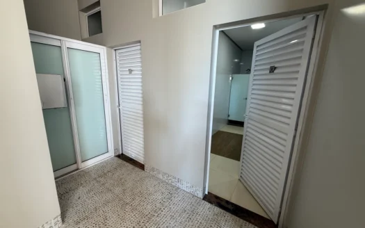 Apartamento de 3 Suítes no Centro