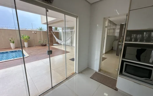 Sobrado com 4 Quartos