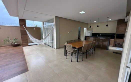 Sobrado com 4 Quartos