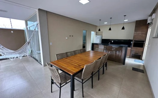 Sobrado com 4 Quartos