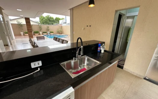 Sobrado com 4 Quartos